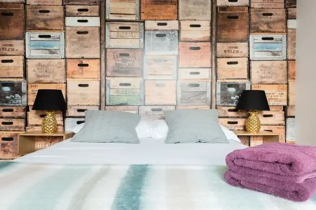 The Navy Court - Scandinavian Inspired 4BDR Central Home - Öne Çıkan Resim