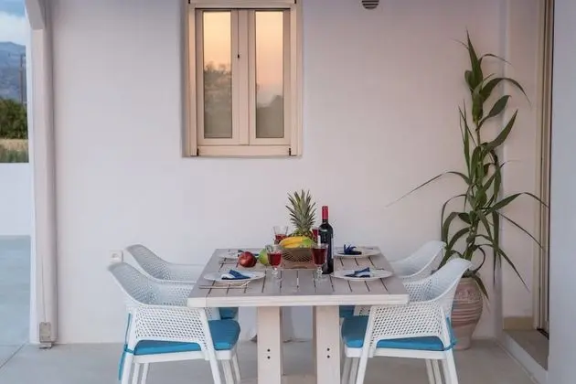 Naxian Lounge Villas - Yerinde Yemek