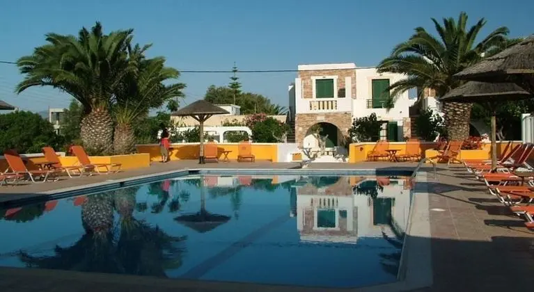 Naxos Beach - Havuz