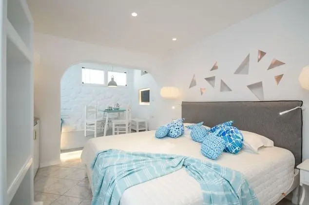 Naxos Evilion - Oda