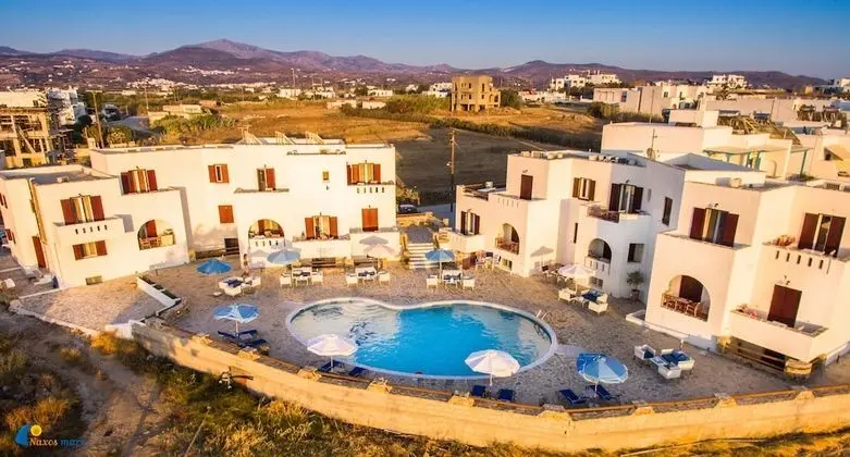 Naxos Mare Studios - Dış Mekan