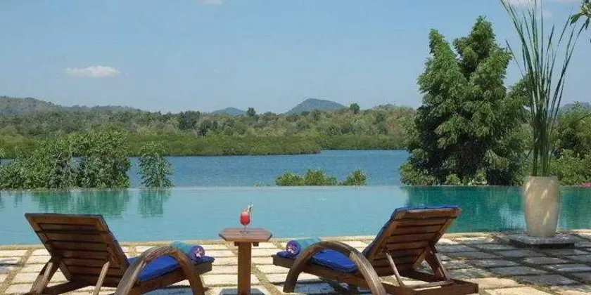 Naya Gawana Resort & Spa - Havuz