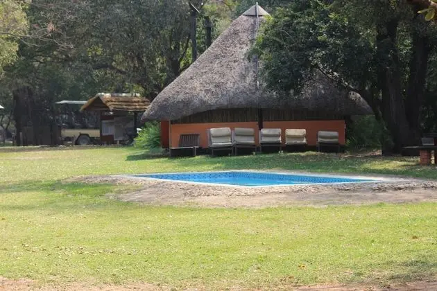 Ndhovu Safari Lodge - Campground - Havuz