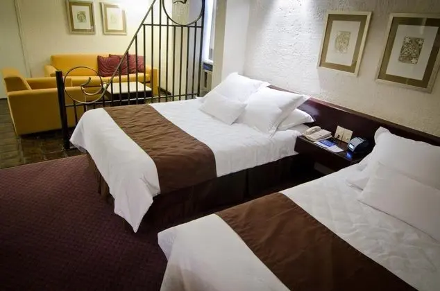 Ne Hotel Nueva Estancia