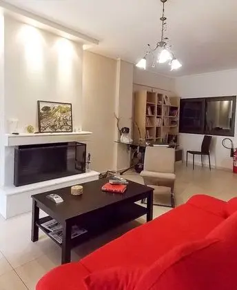 Nea Filadelfia Spacious Apartment with garden - Öne Çıkan Resim