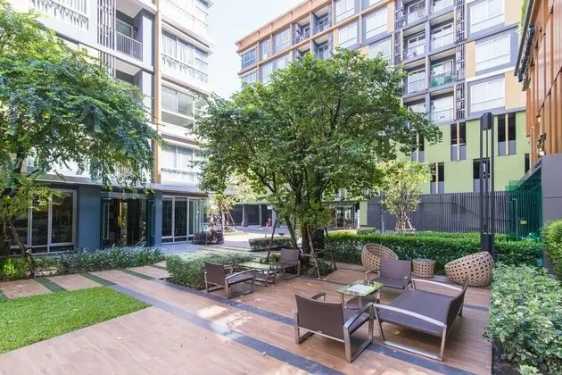 Near BK University Quiet Condo in Rama4 bkb130 - Dış Mekan