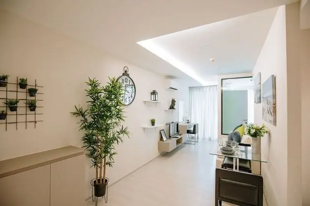 Near BTS Thonglor, Cozy and Comfortable Condo bkvtara4 - İç Mekan