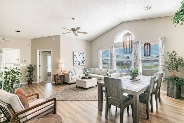 Near Theme Parks! In-Ground 3 BR Pool Home, Sleeps 7, Total Privacy!