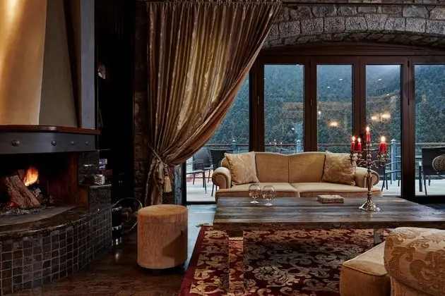Nefeles Mainalon Luxury Residences & Lounge - Lobi