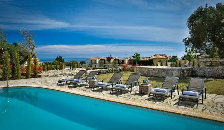 Nefeli Luxury Villas