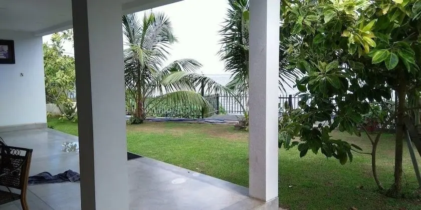 Negombo Holiday Home