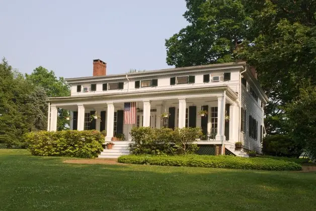 The Neighbour House B&B