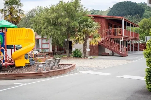 Nelson City TOP 10 Holiday Park - Dış Mekan