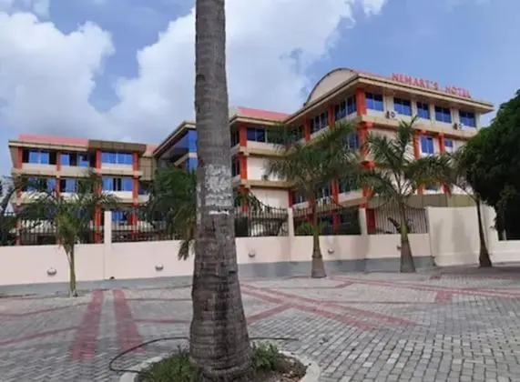 Nemarts Hotel