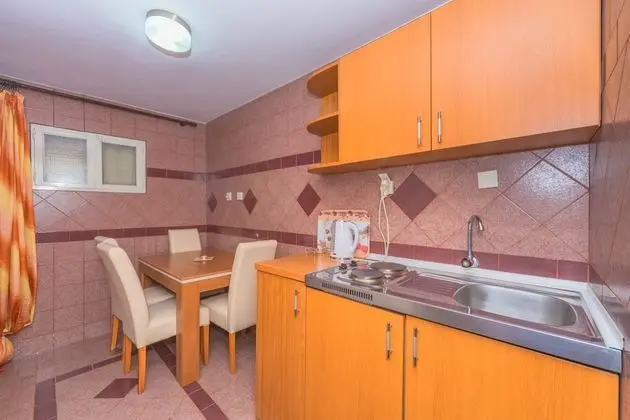 Villa Nena Apartments - Mutfak