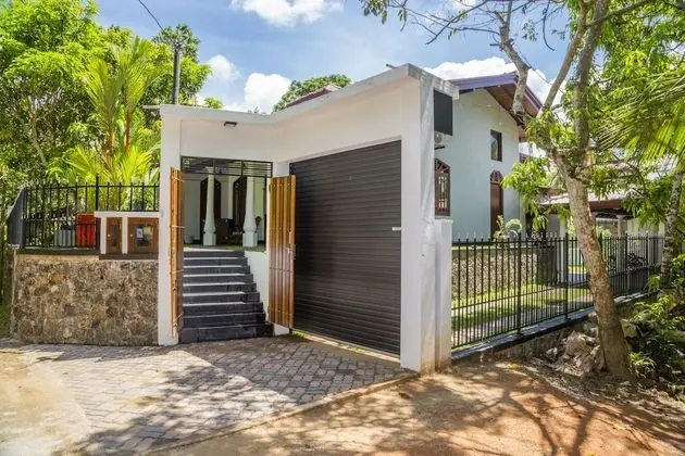 Nenasilu- Sri Lankan Villa