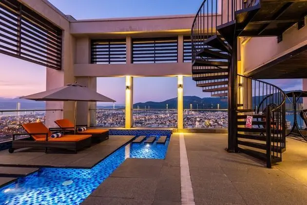 Neo Classic Condo