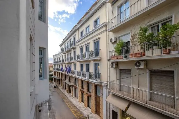 Neoclassical Apartment near Syntagma - Plaka by GHH