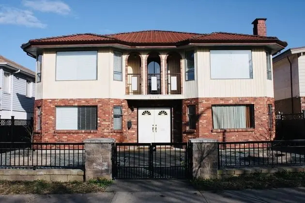 Neocolonial Nouveau Kensington