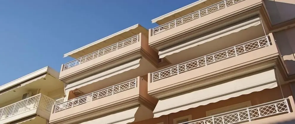 Neon Hotel - Dış Mekan