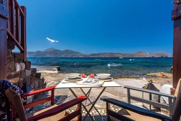 Neosikos AmazingBeach House Milos Island - Dış Mekan