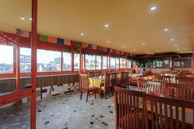Hotel Nepalaya - Havuz