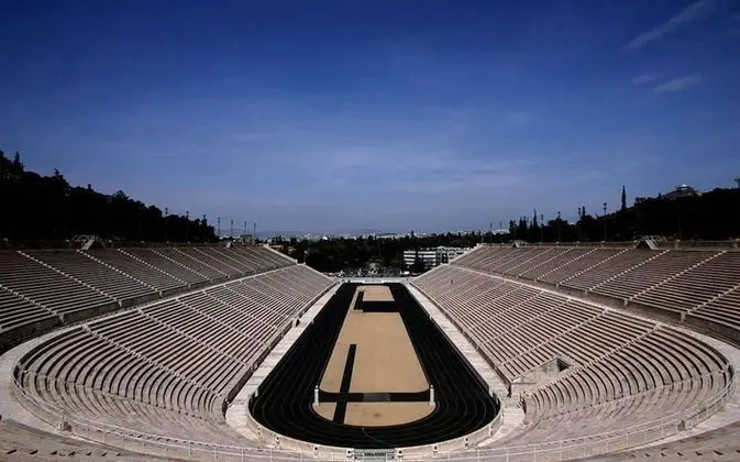 Nephiria, Live like a local next to Acropolis