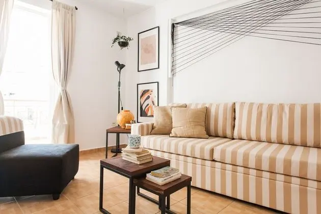 Nephiria's Boho House with Acropolis View