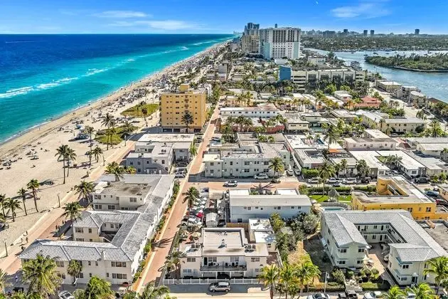 Neptune Oceanfront Rentals - Plaj