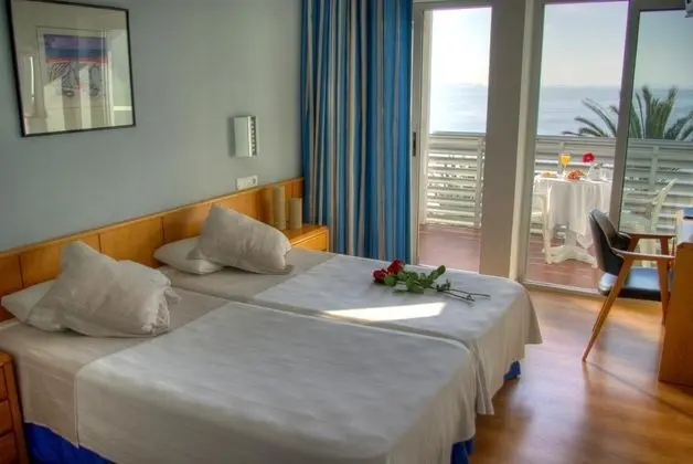 Hotel Neptuno - Oda