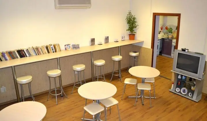 Nerazluchniki - Hostel - İç Mekan