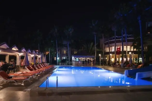Nergos Side Hotel