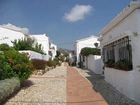 Nerja Villas