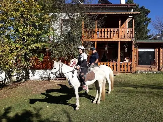 Nesilce Tatil Koyu - Dış Mekan
