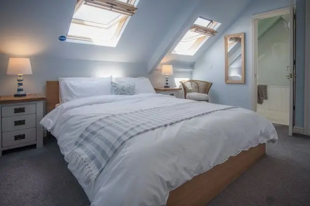 The Nest - 1 Bedroom Apartment - Tenby