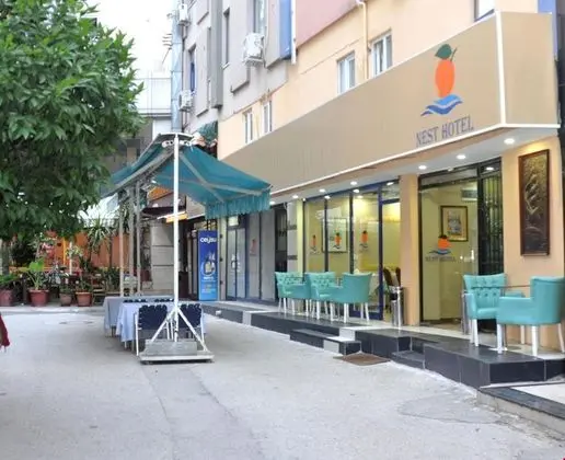 Nest Hotel