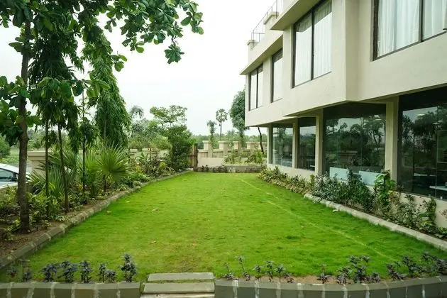Nest Beacon Resort Daman