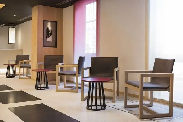 Nest Hotel Kyoto Shijokarasuma - Lobi