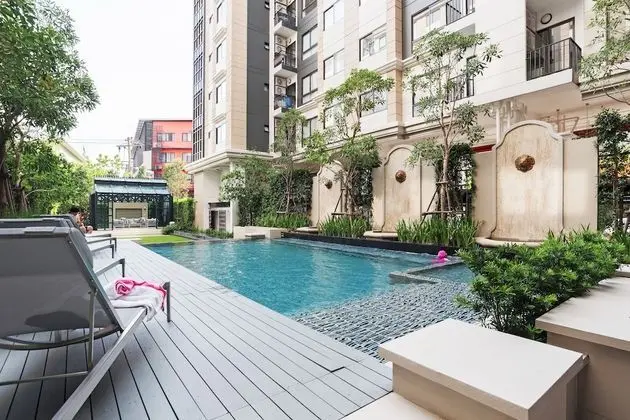 The Nest Sukhumvit 22 by Favstay - Havuz