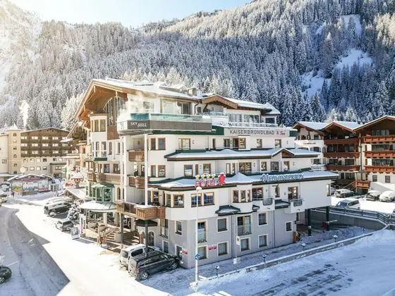 Hotel Neuhintertux - Dış Mekan