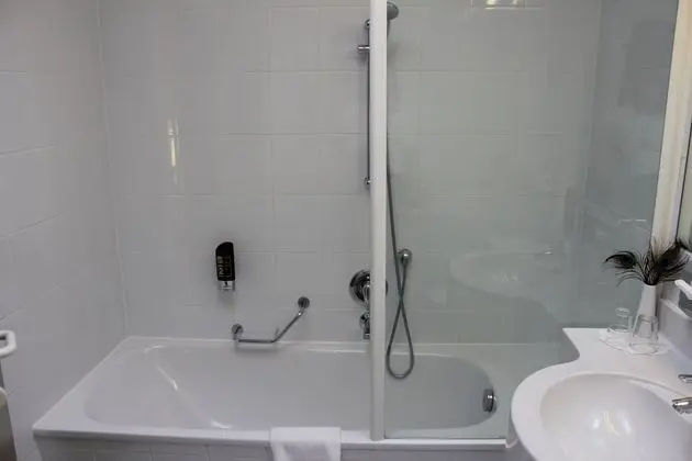Hotel Neutor Express - Banyo Tipleri