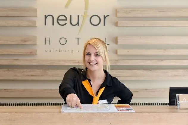 Hotel Neutor Express - Lobi
