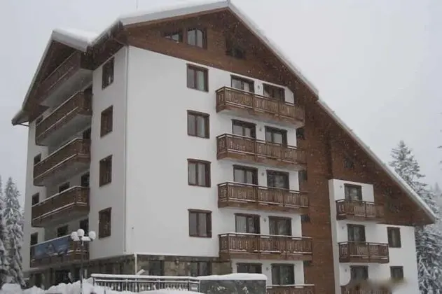 Nevada Aparthotel - Dış Mekan