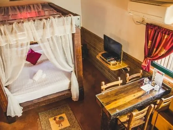 Neve Bar boutique hotel in the village - Öne Çıkan Resim