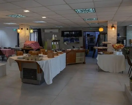 Neve Shalom - Yerinde Yemek