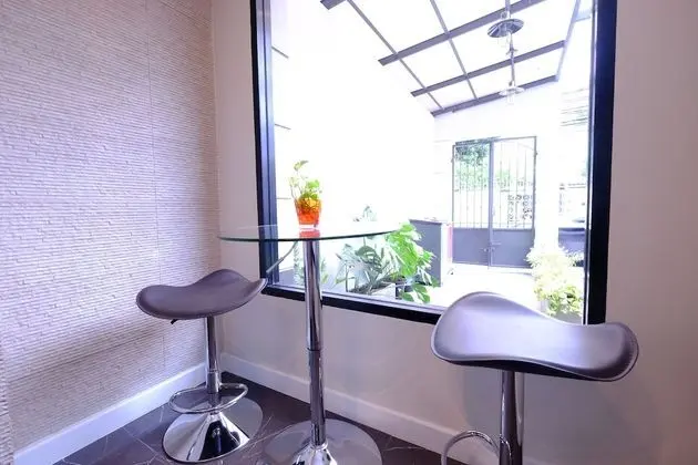Neveu Premier Residence - Lobi