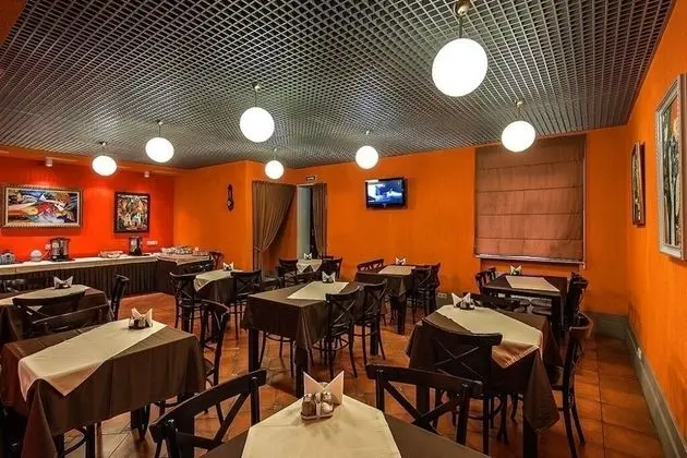 Nevsky Breeze - Yerinde Yemek