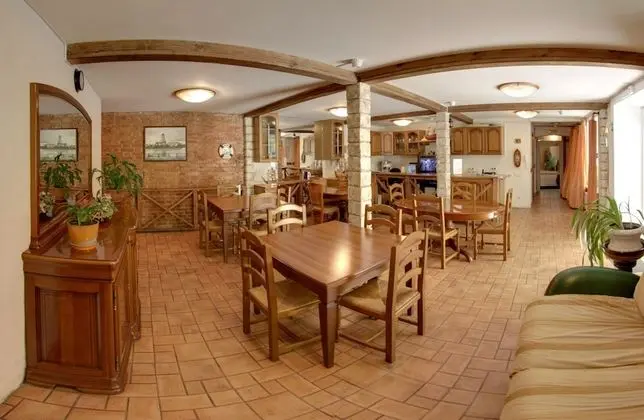 Nevsky Mayak Hotel - Lobi