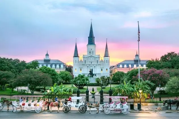 New 4BR Townhouse in Bienville Villas