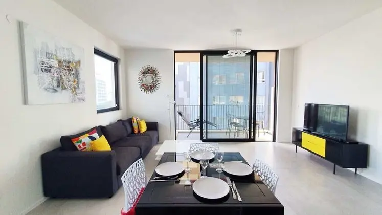 New Apartment Near the Beach With Parking TL53 - Öne Çıkan Resim
